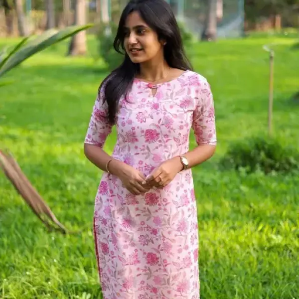 Aakarsha Petite Kurtis