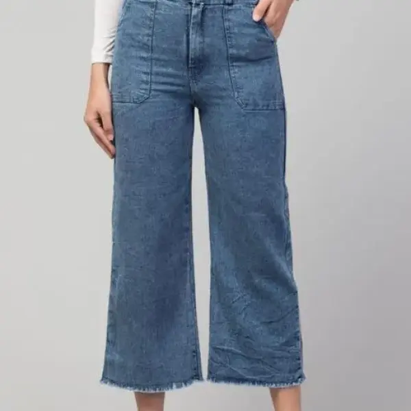 Stylish Ravishing Women Jeans