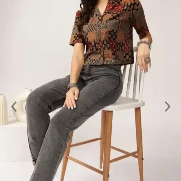 Pretty Latest Women Shirts